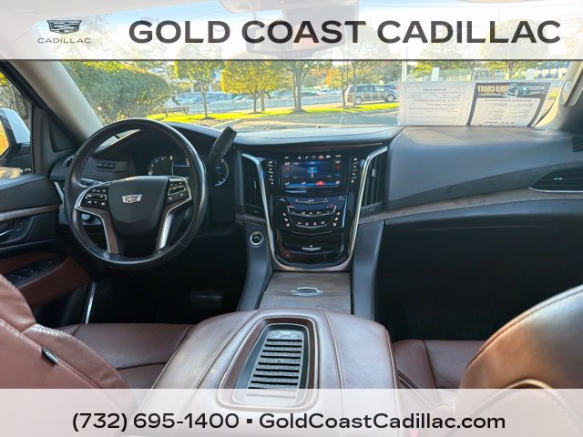 Used 2016 Cadillac Escalade Premium AWD/4WD image 10