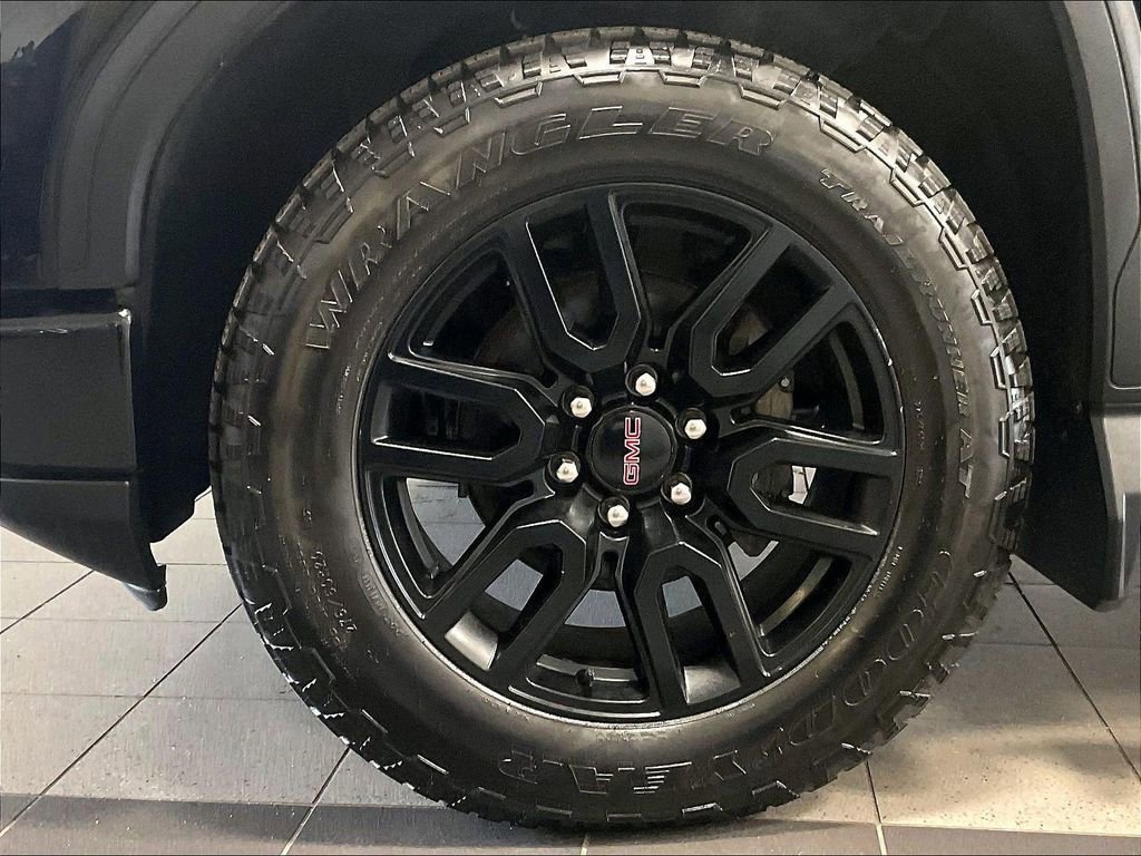 Used 2024 GMC Sierra 1500 Elevation w/ X31 Off-Road Package AWD/4WD image 7