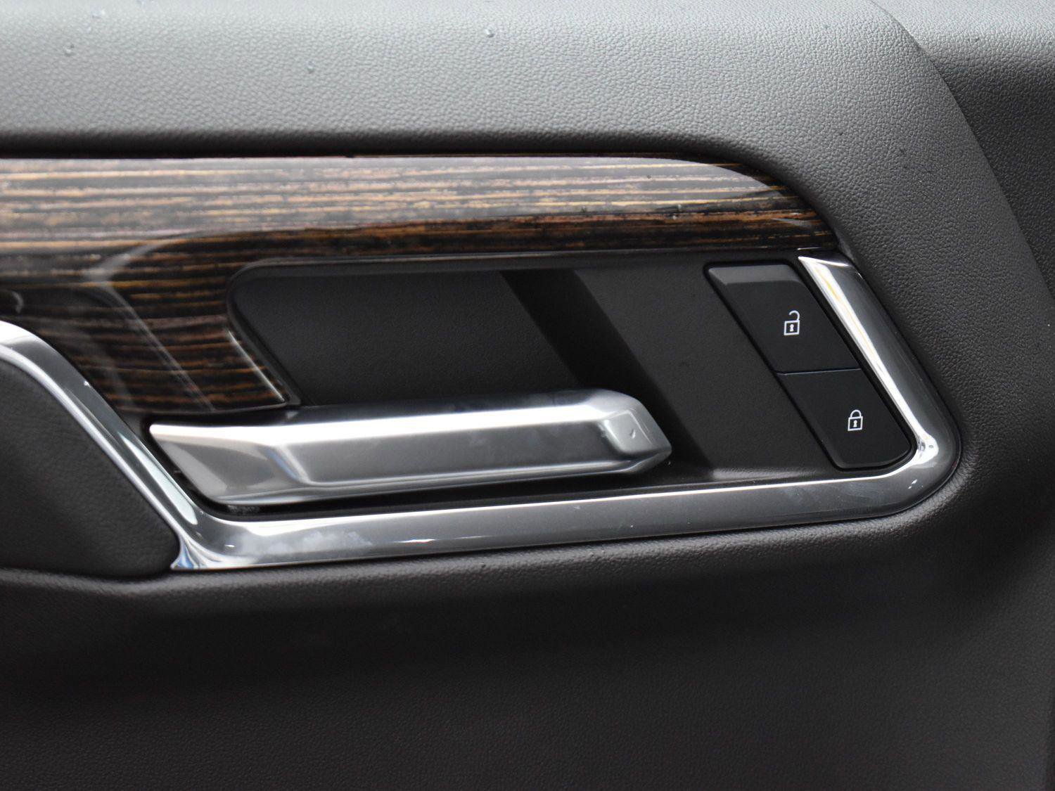 Used 2024 GMC Sierra 1500 Elevation image 10