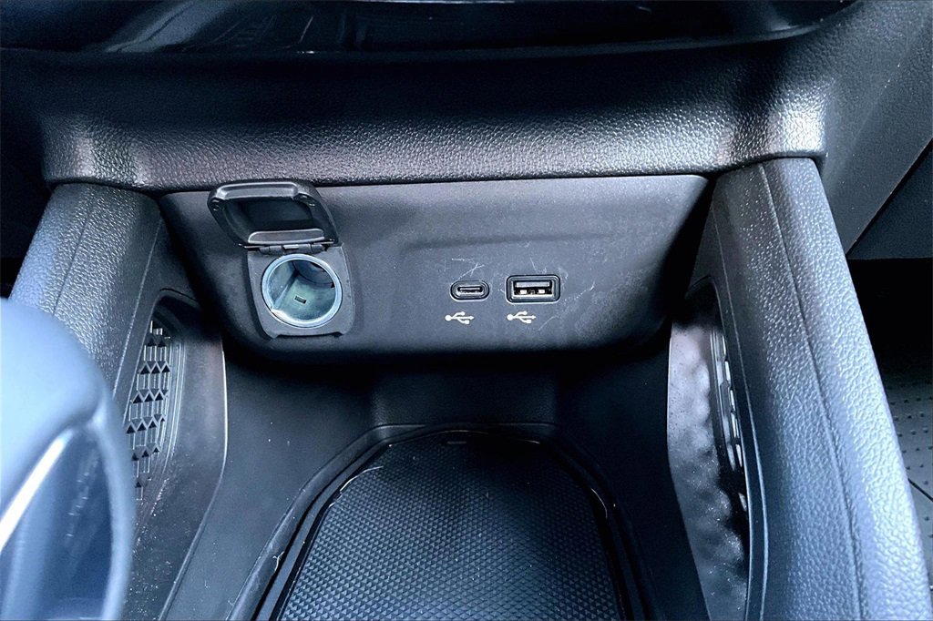 Used 2024 Chevrolet TrailBlazer RS w/ Driver Confidence Package image 12