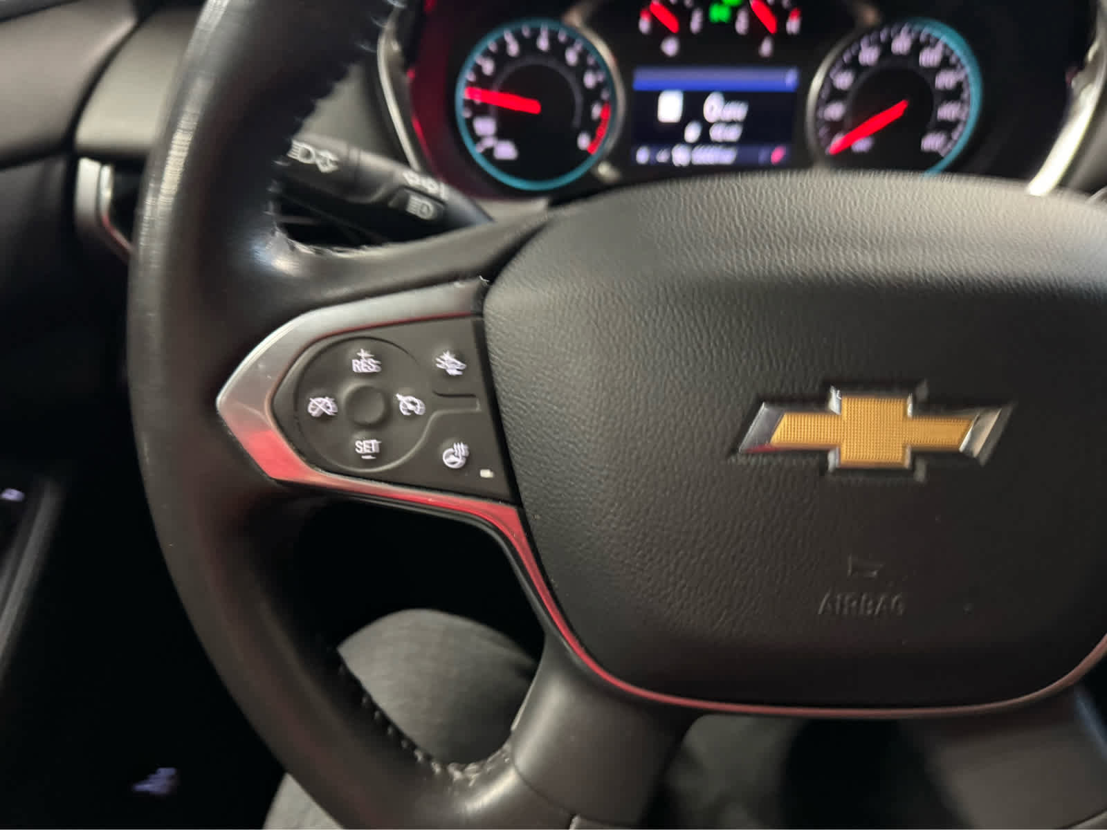 Used 2020 Chevrolet Traverse Premier image 22