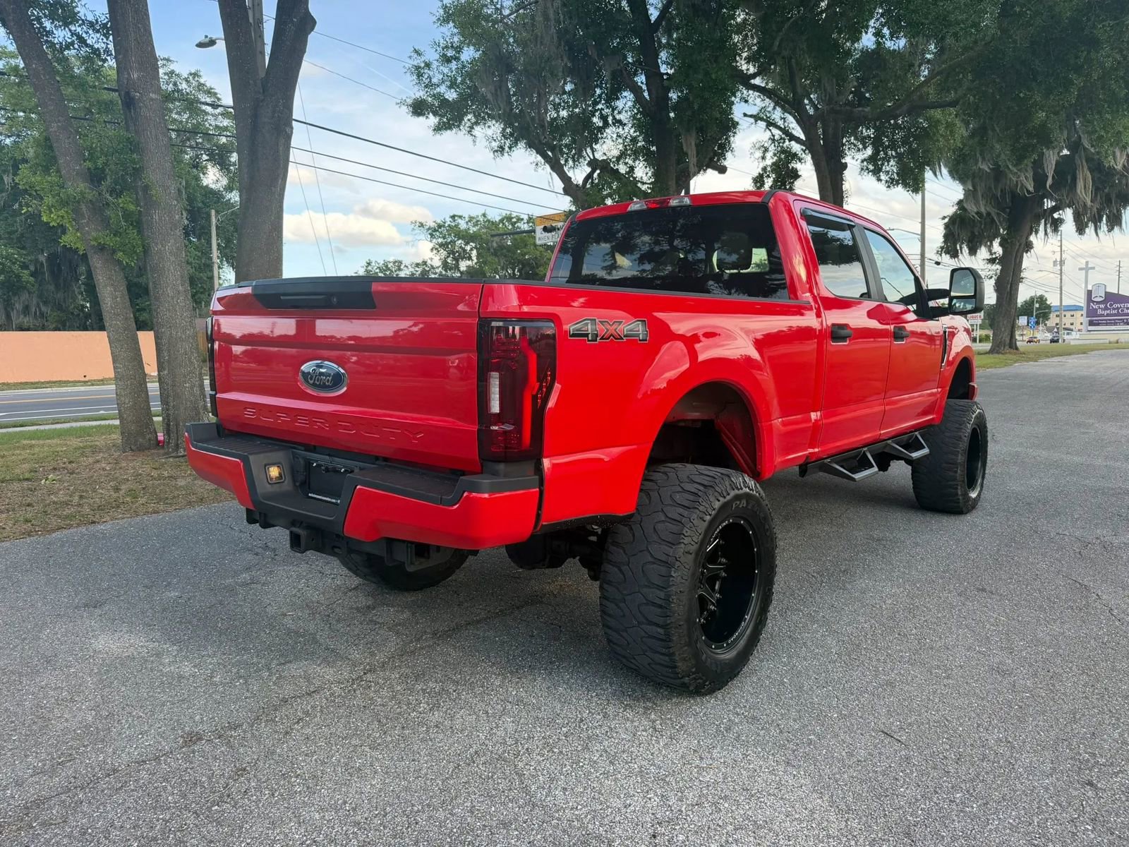 Used 2017 Ford F250 XL AWD/4WD image 5