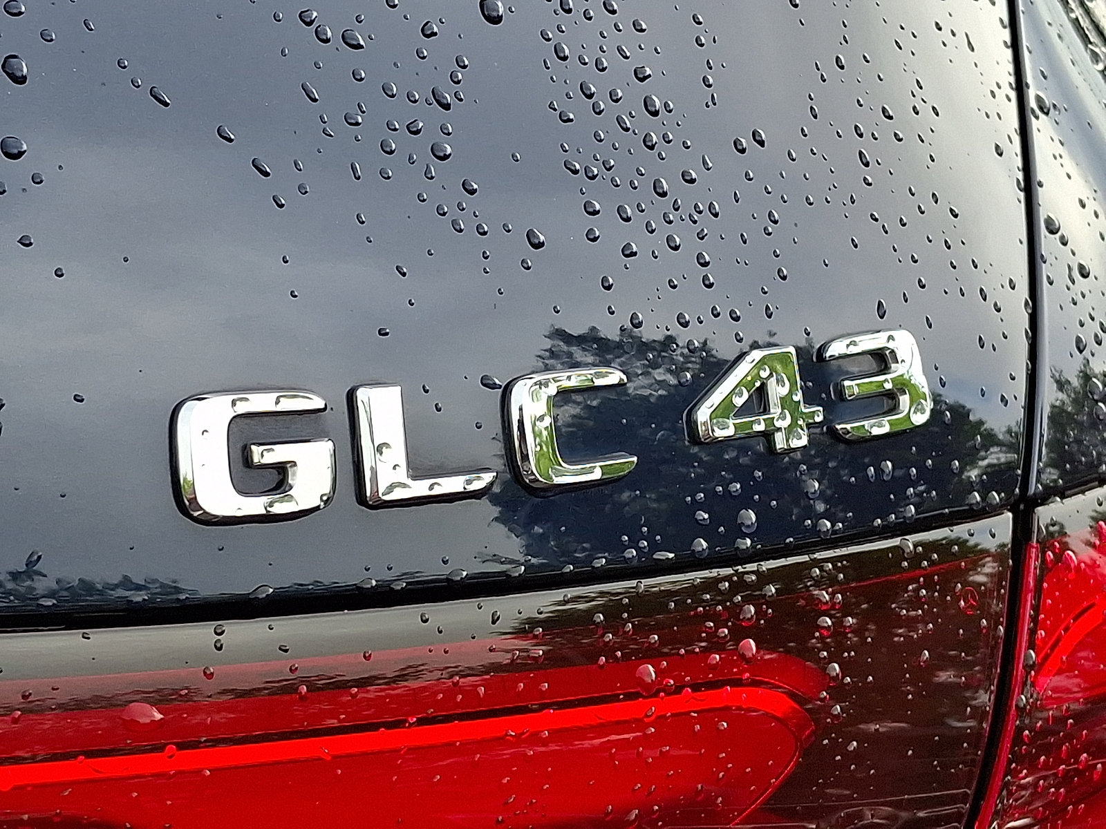 Used 2024 Mercedes-Benz GLC 43 AMG 4MATIC image 31