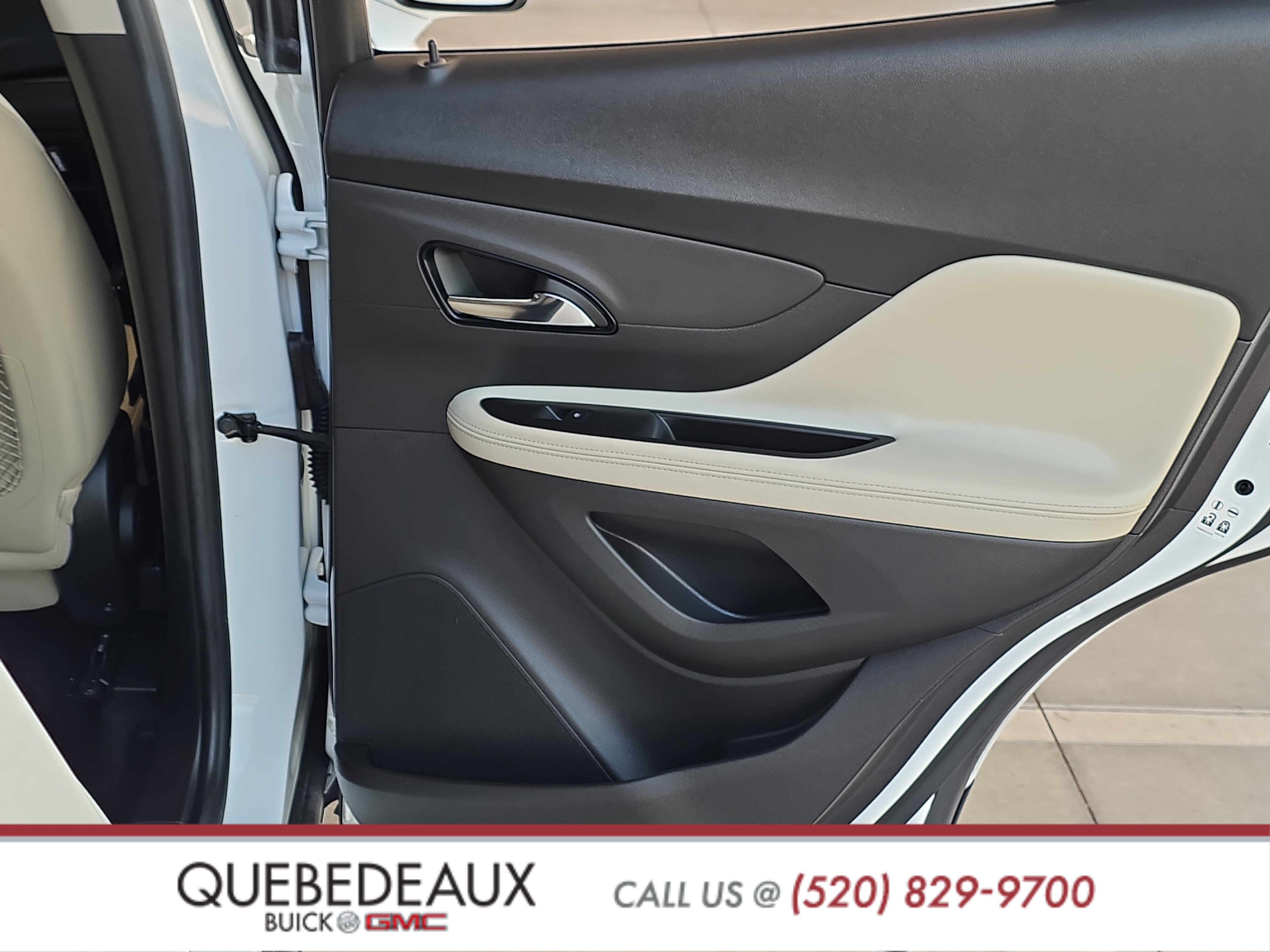 Used 2019 Buick Encore Essence w/ Experience Buick Package FWD image 23