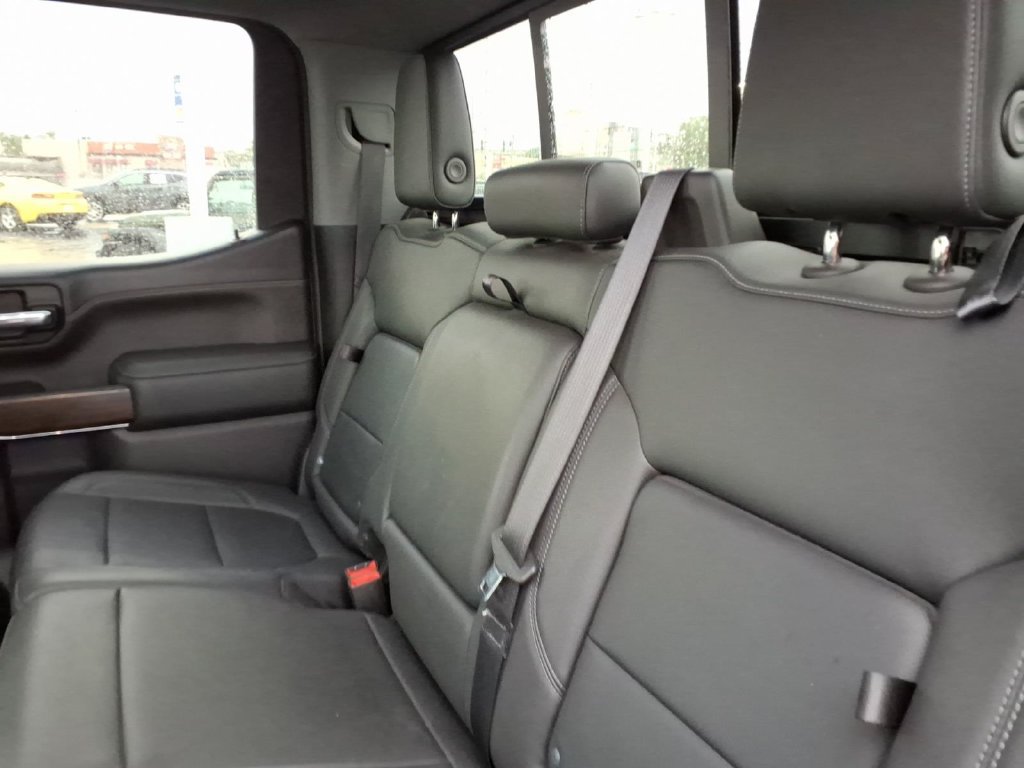 Used 2021 GMC Sierra 1500 SLT w/ SLT Premium Package AWD/4WD image 15