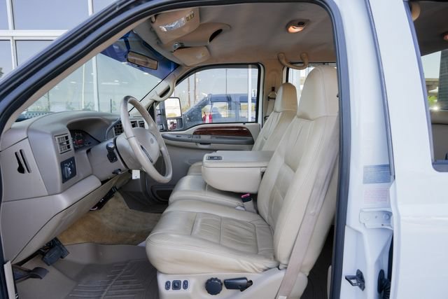 Used 2001 Ford F350 Lariat AWD/4WD image 24