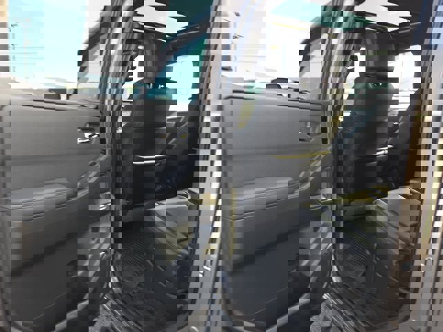 Used 2022 Nissan Frontier PRO-4X w/ Pro-4X Premium Package image 13