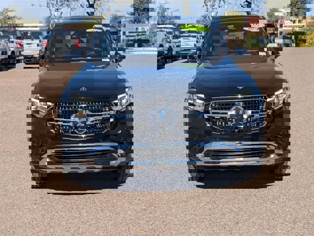 Used 2024 Mercedes-Benz GLC 300 4MATIC image 9