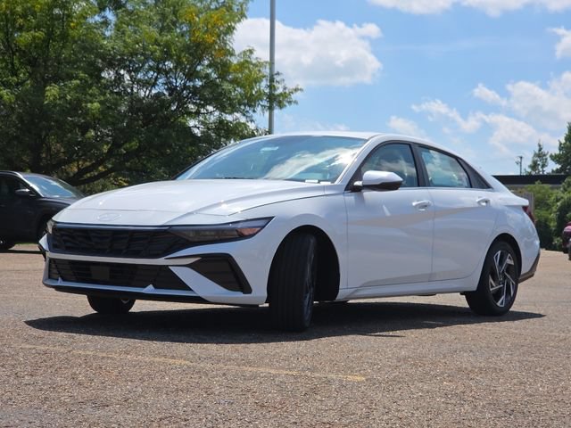New 2026 Hyundai Elantra Limited FWD image 15