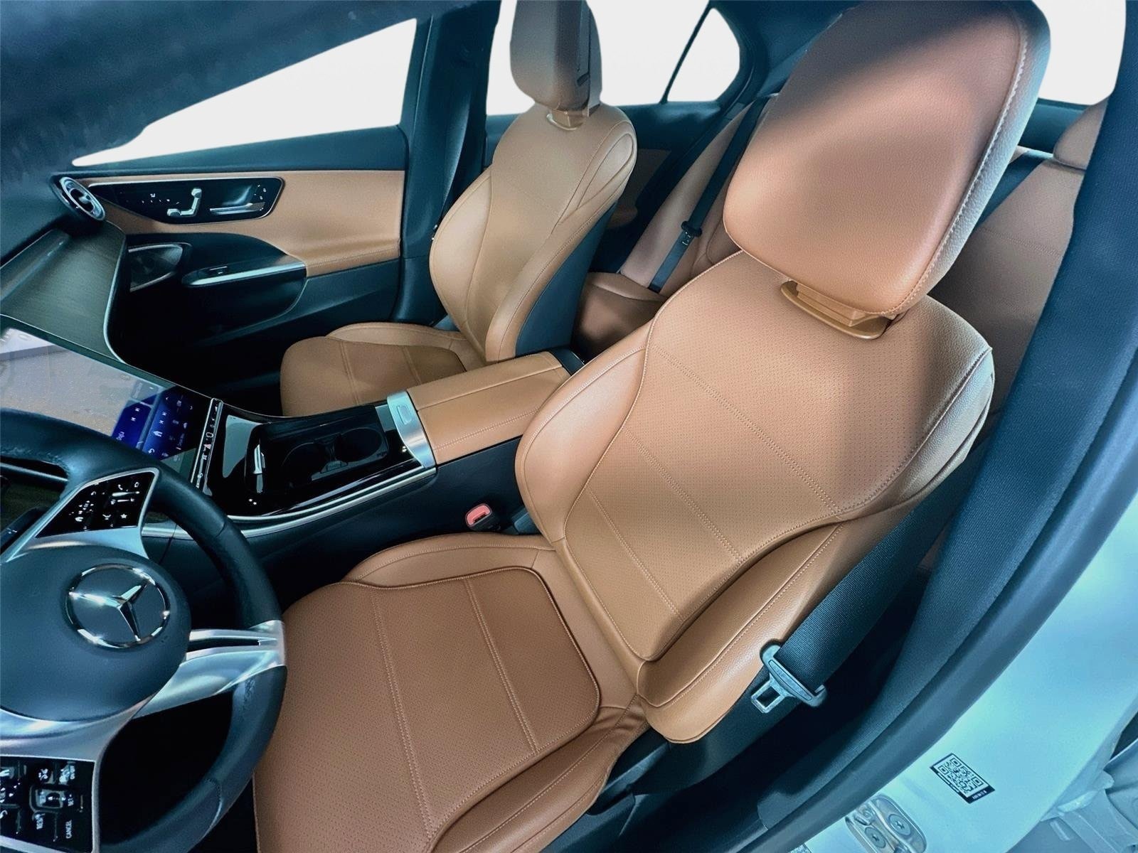 Certified 2026 Mercedes-Benz C 300 4MATIC Sedan image 26