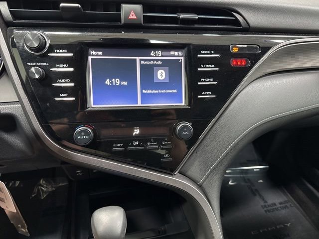 Used 2019 Toyota Camry SE FWD image 16