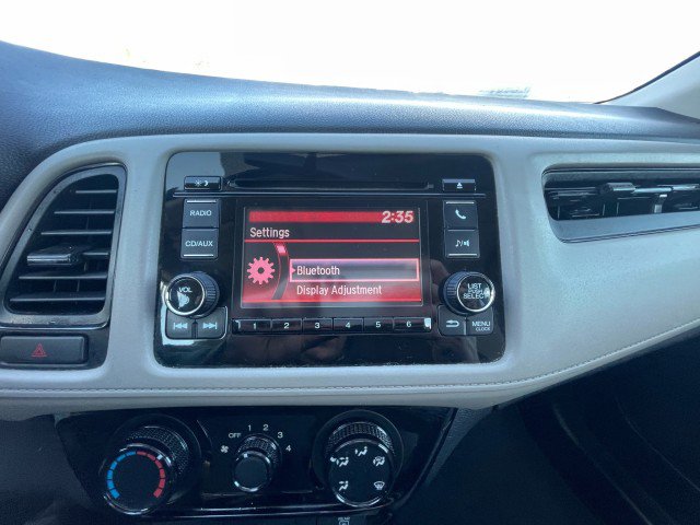 Used 2016 Honda HR-V LX image 31