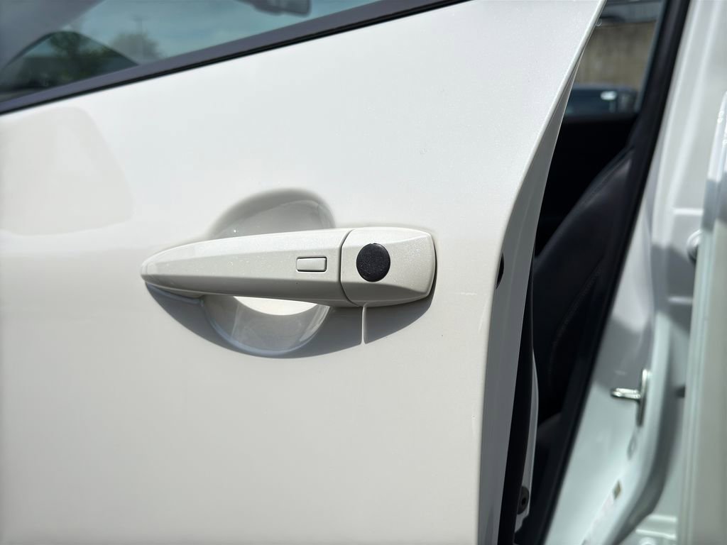 Certified 2023 Nissan Rogue Platinum AWD/4WD image 13