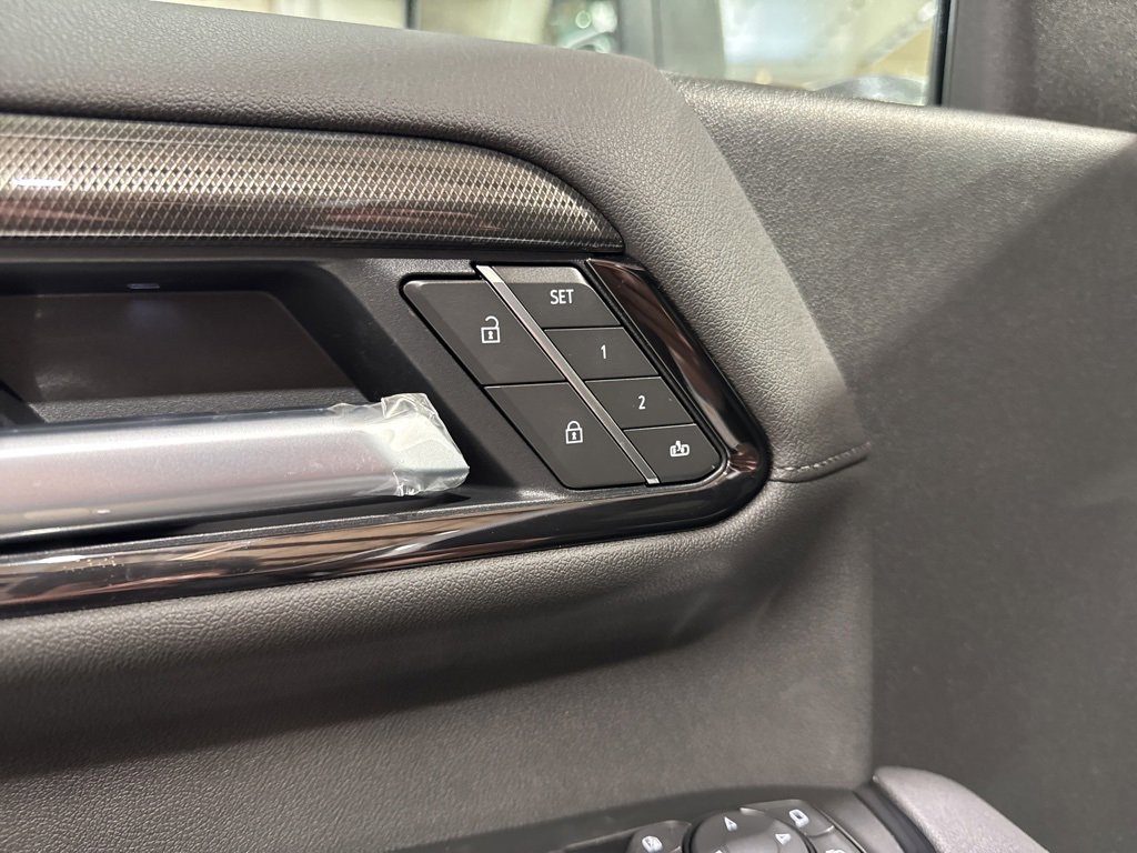 New 2026 GMC Sierra 3500 AT4 w/ AT4 Premium Plus Package image 21