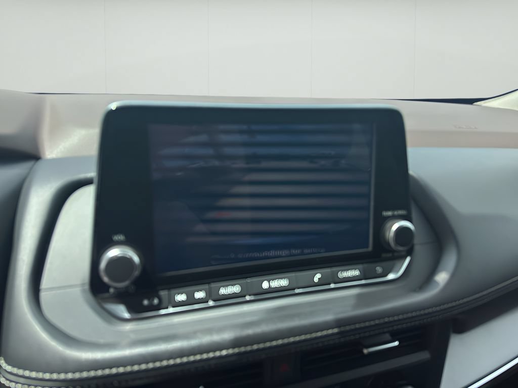 Used 2023 Nissan Rogue SV FWD image 29