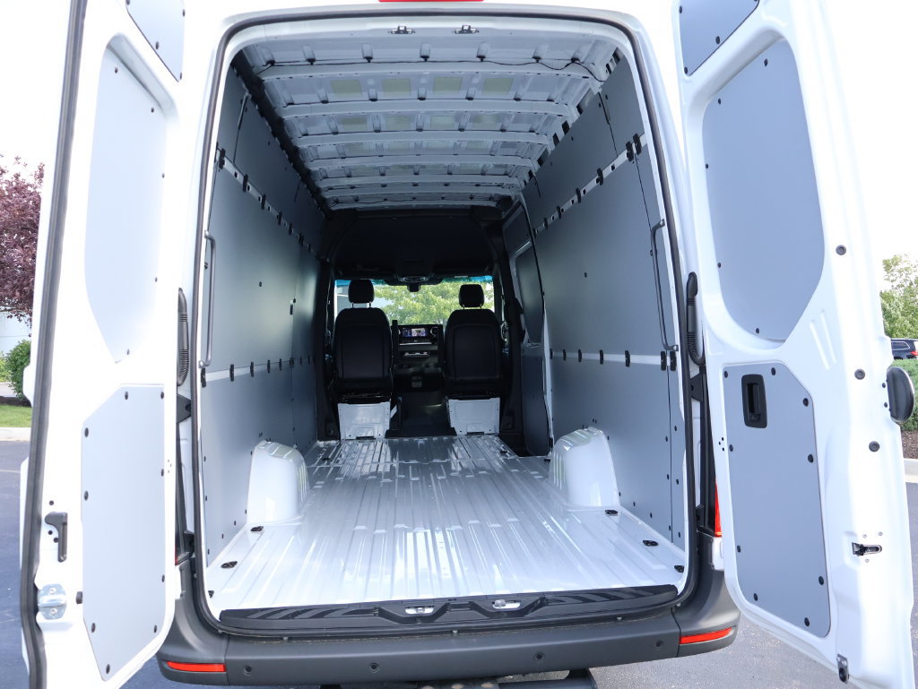New 2026 Mercedes-Benz Sprinter 2500 image 18