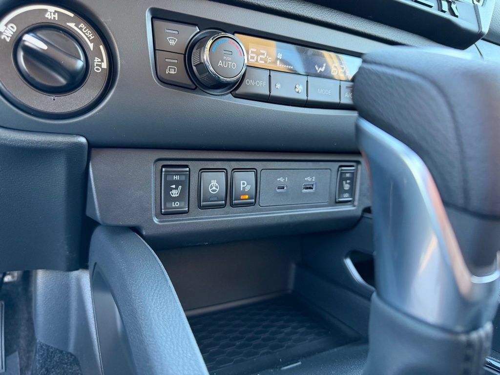 New 2026 Nissan Frontier SV w/ SV Convenience Package AWD/4WD image 29