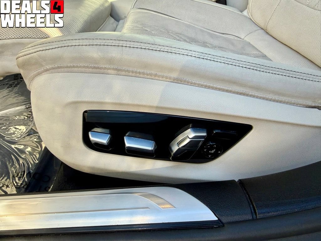 Used 2018 BMW 740i xDrive AWD/4WD image 10