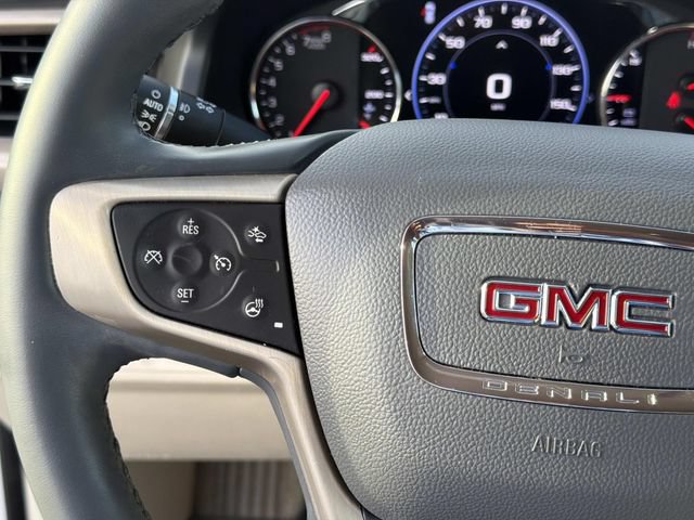 Used 2023 GMC Acadia Denali w/ Denali Technology Package FWD image 28