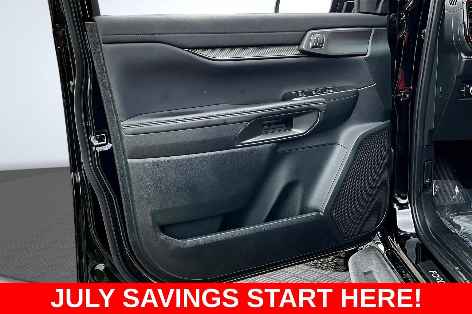 Used 2025 Ford Ranger Raptor AWD/4WD image 27