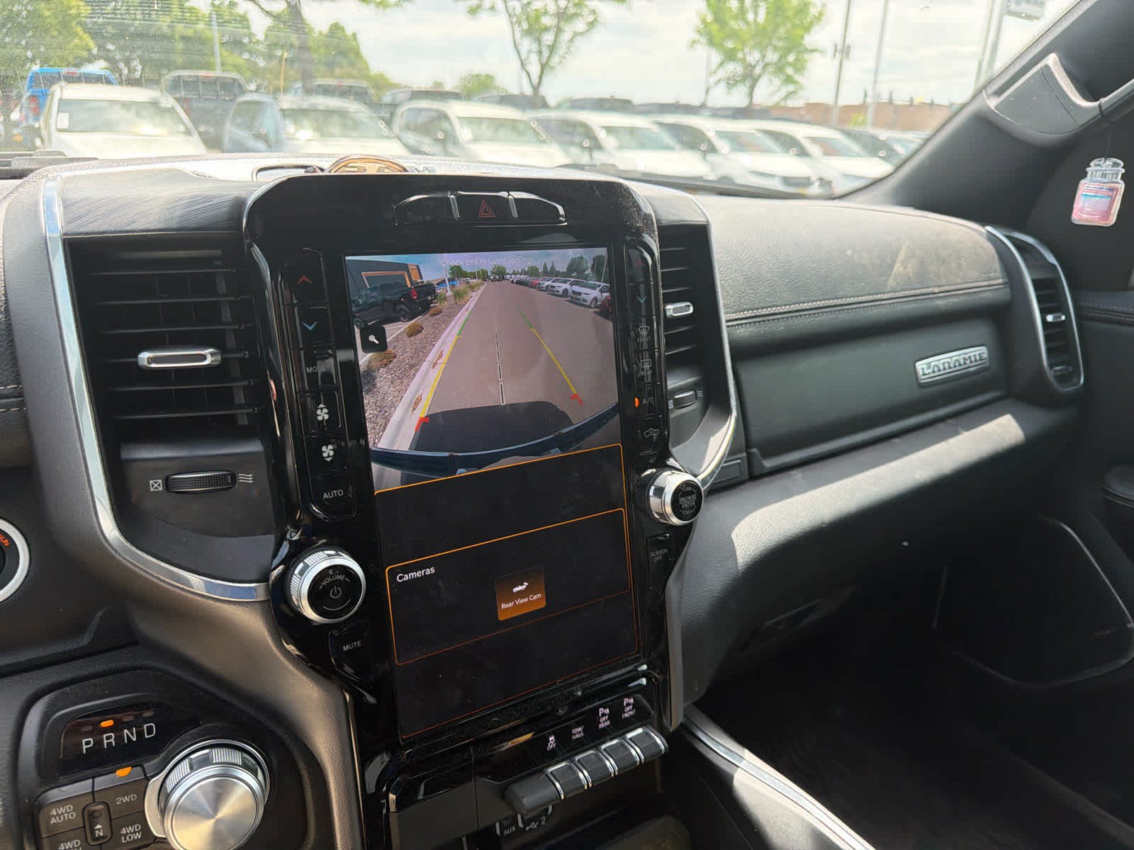 Used 2023 RAM 1500 Laramie AWD/4WD image 9
