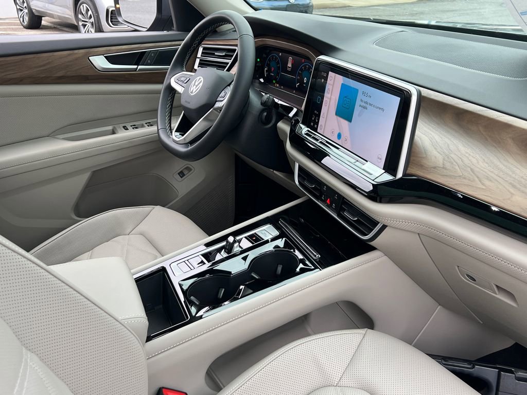 New 2026 Volkswagen Atlas SE image 10