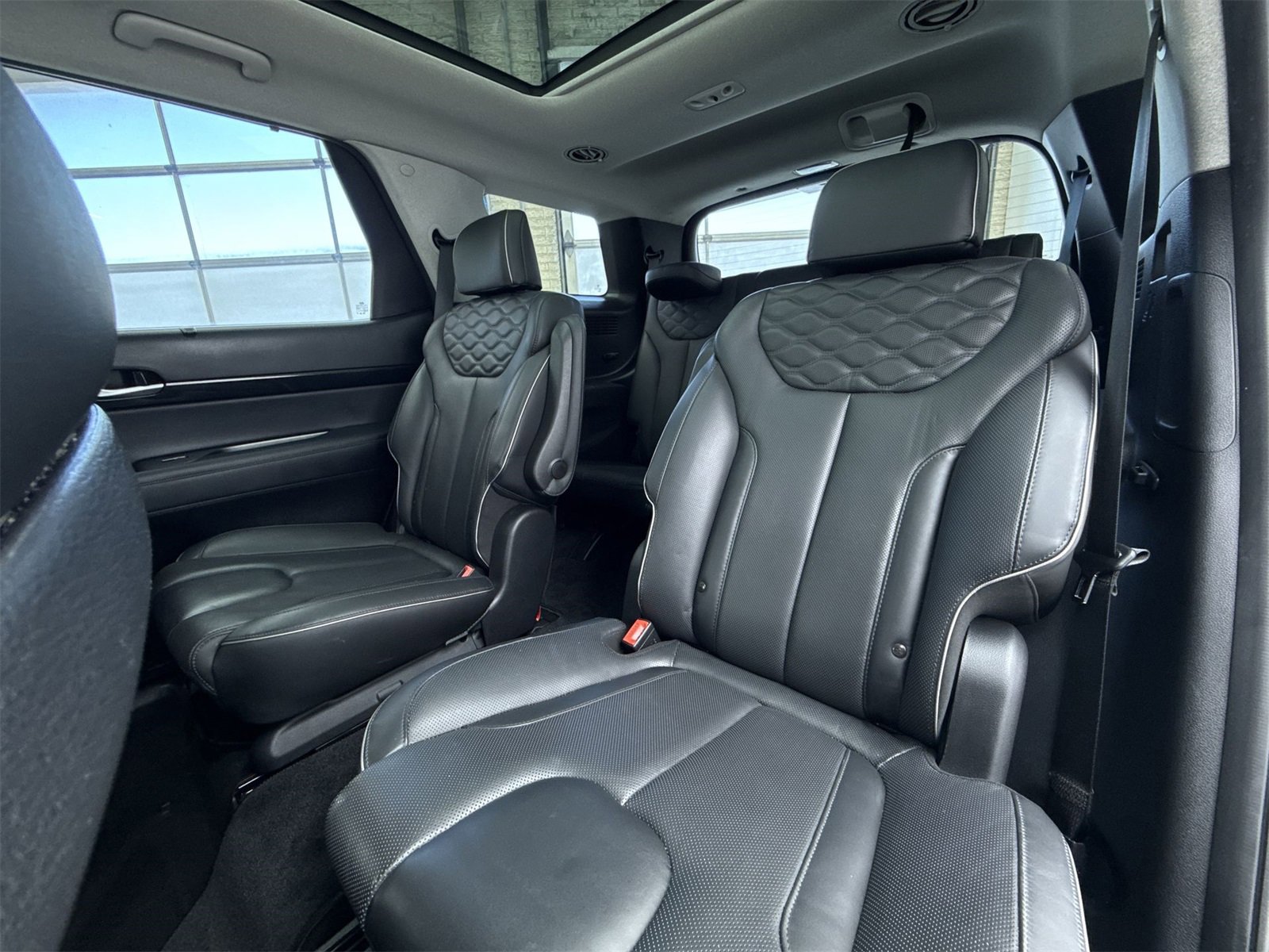 Used 2021 Hyundai Palisade Limited image 32