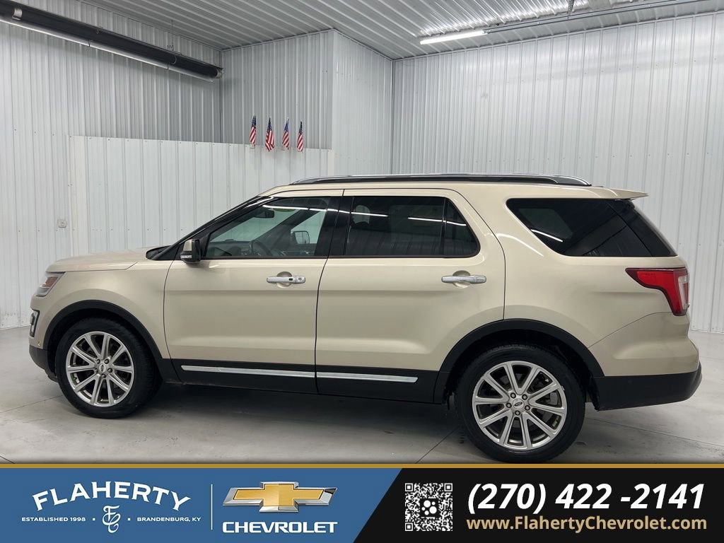 Used 2017 Ford Explorer Limited w/ Equipment Group 301A image 5