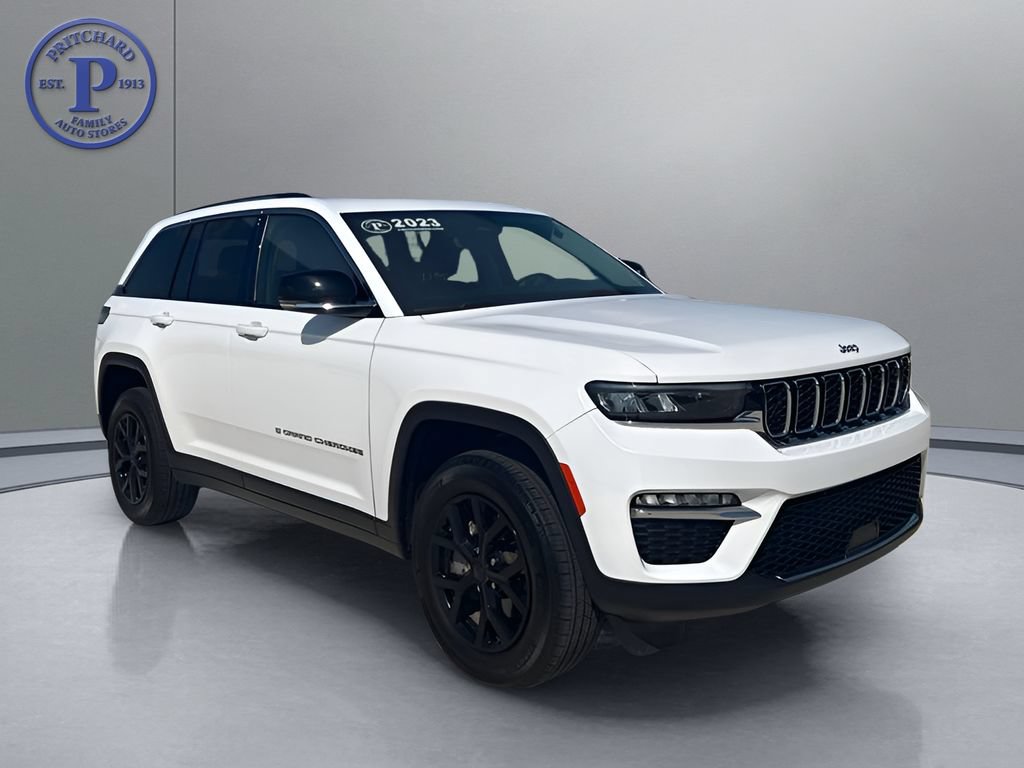 Used 2023 Jeep Grand Cherokee Limited w/ Trailer Tow Prep Group (B) AWD/4WD video 1