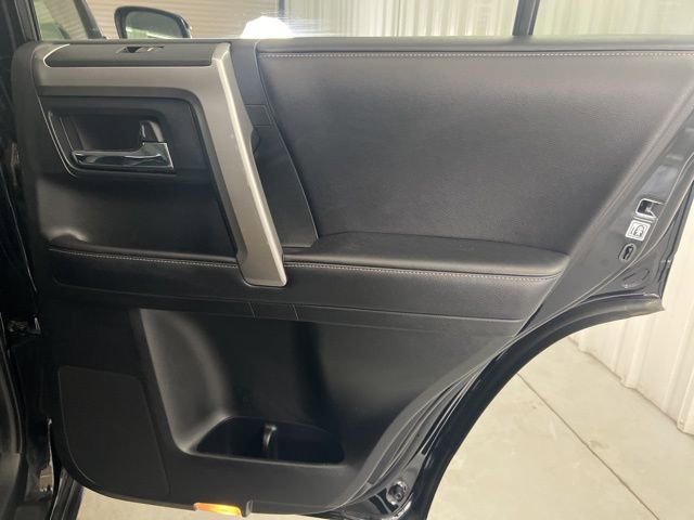 Used 2018 Toyota 4Runner SR5 image 18