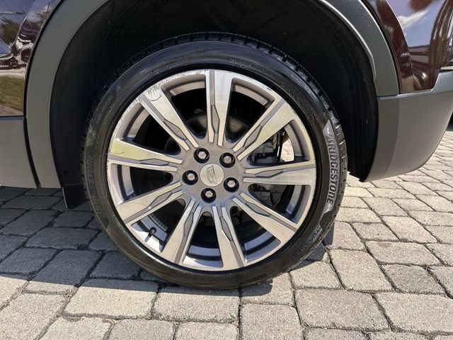 Used 2021 Cadillac XT4 Premium Luxury w/ Driver Awareness Package FWD image 11