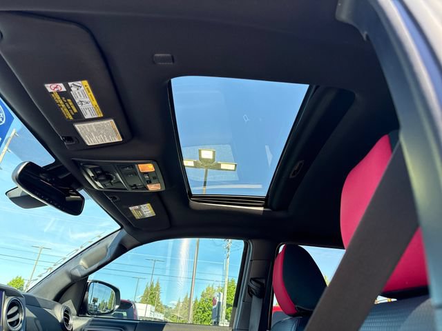 Used 2019 Toyota Tacoma TRD Off-Road AWD/4WD image 25