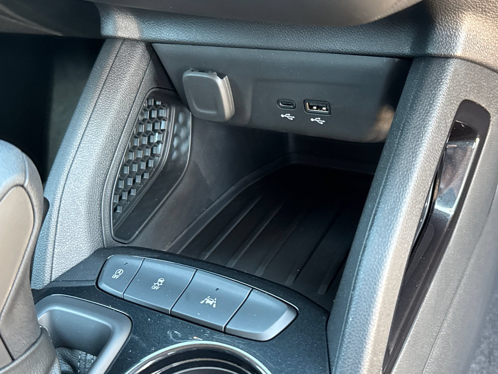 New 2026 Chevrolet TrailBlazer LS w/ LS Convenience Package FWD image 14
