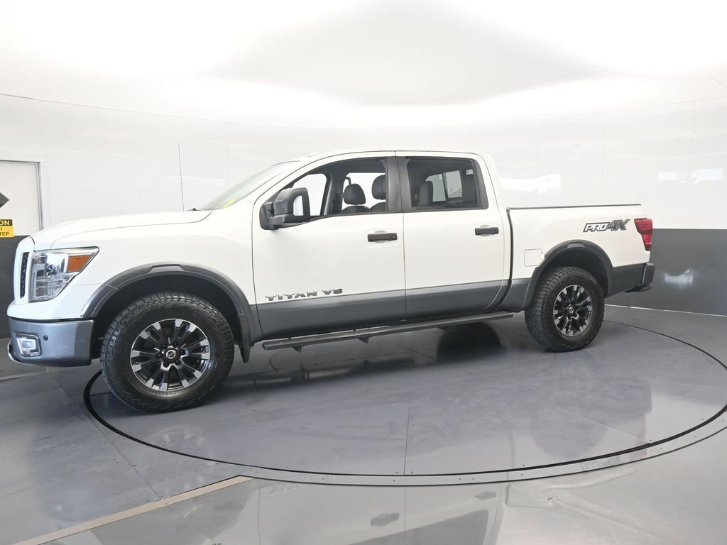Used 2018 Nissan Titan PRO-4X w/ Pro-4x Convenience Package video 2