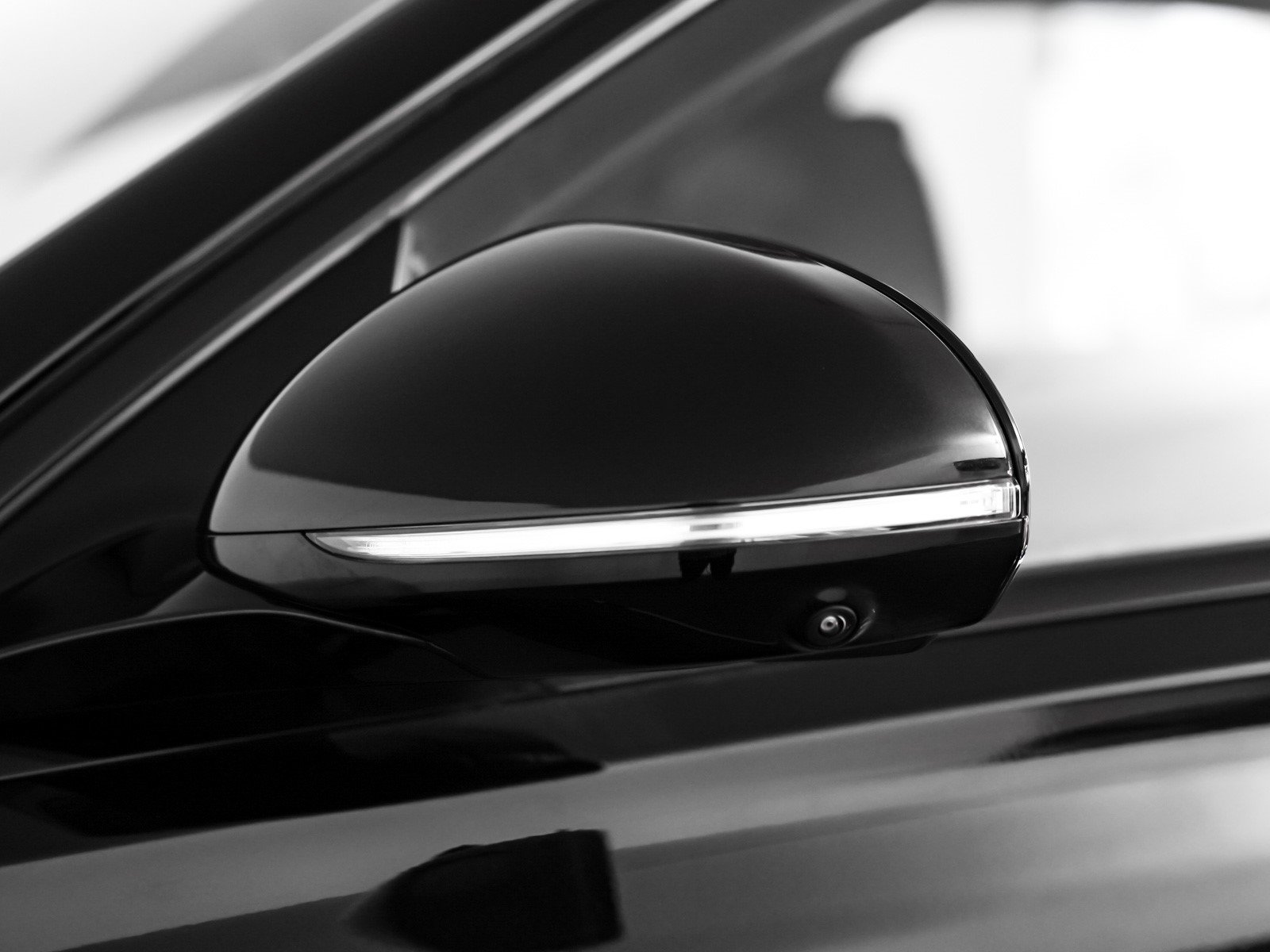 New 2025 Mercedes-Benz S 580 4MATIC Sedan image 8