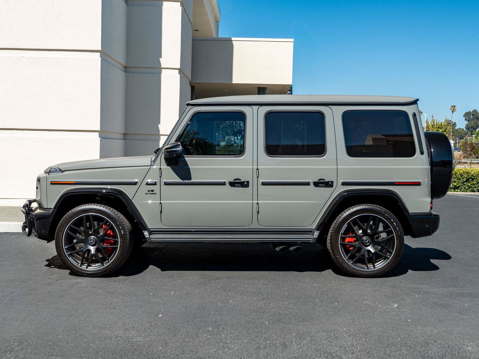 Used 2025 Mercedes-Benz G 63 AMG 4MATIC image 6