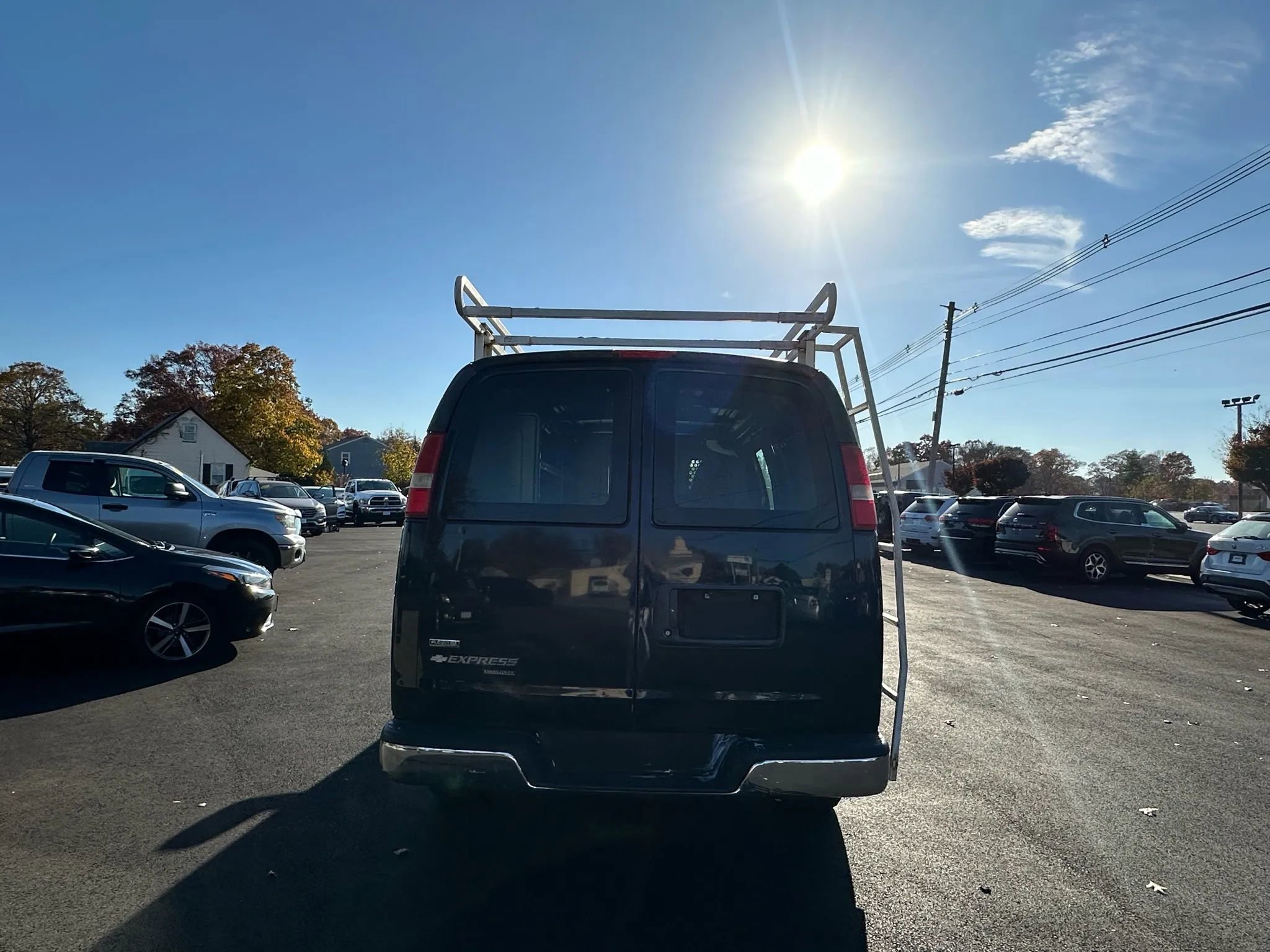 Used 2011 Chevrolet Express 2500 w/ Power Package image 5
