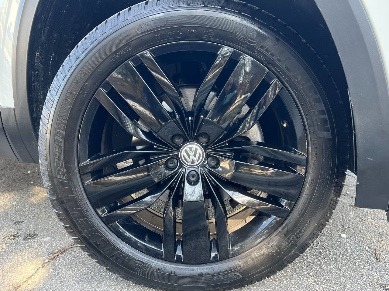 Used 2019 Volkswagen Atlas SEL image 7