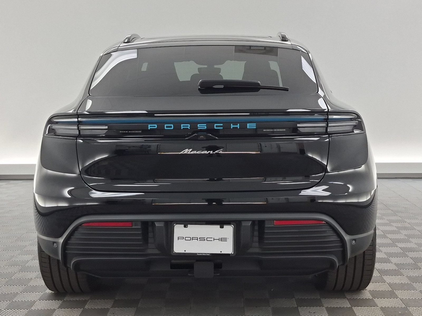 New 2026 Porsche Macan 4 Electric AWD/4WD image 9