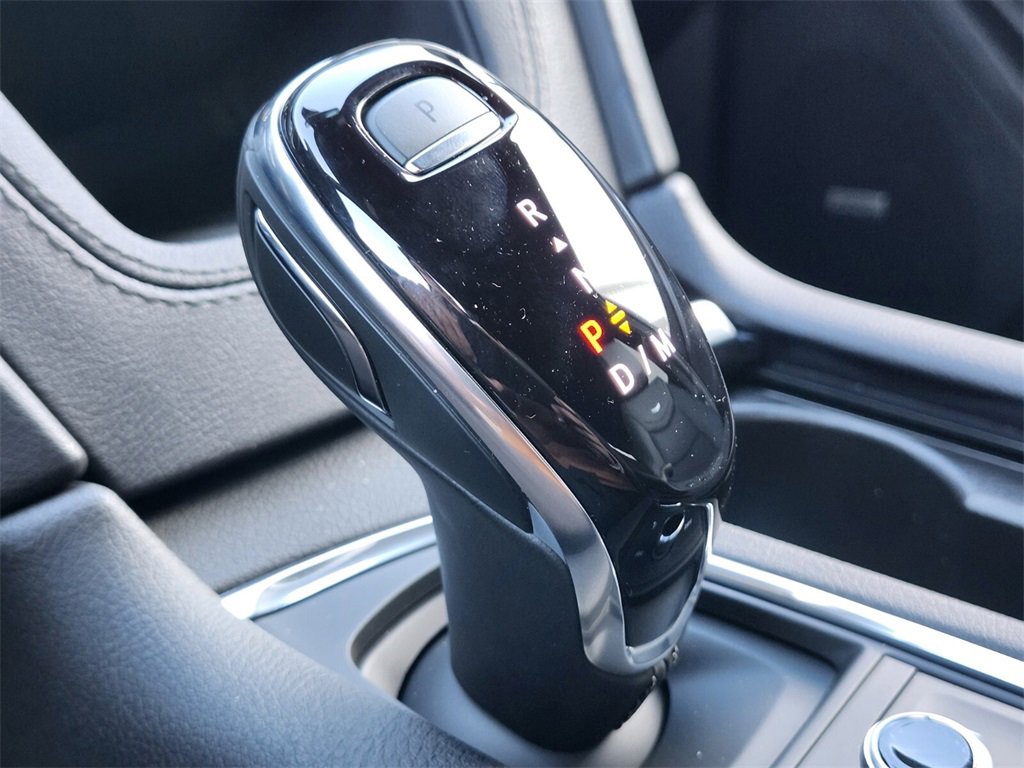 New 2026 Cadillac XT5 Luxury image 24