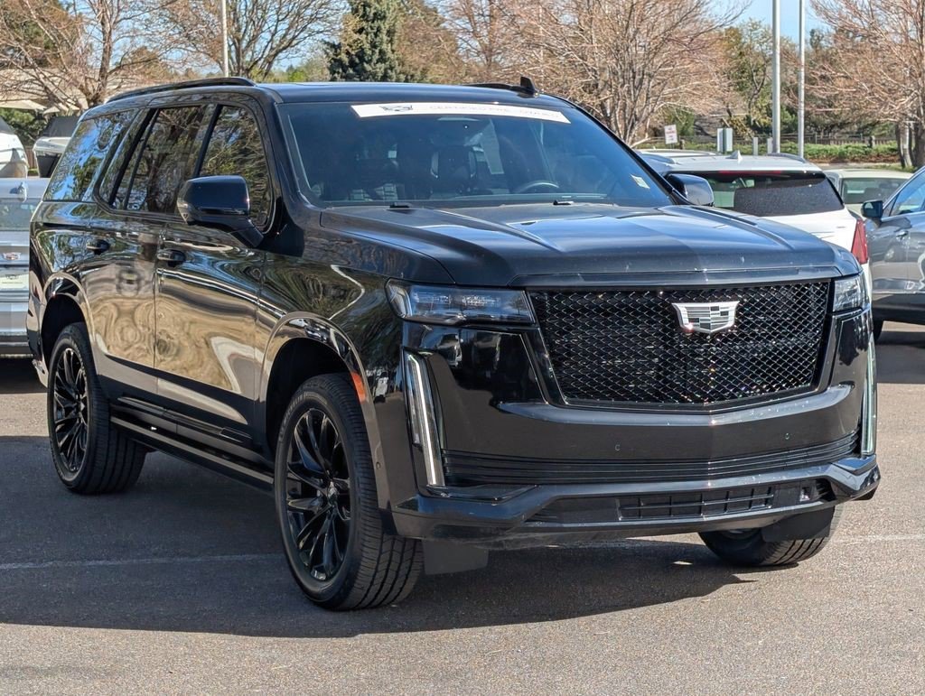 Certified 2022 Cadillac Escalade Sport Platinum w/ LPO, ONYX Package AWD/4WD image 6