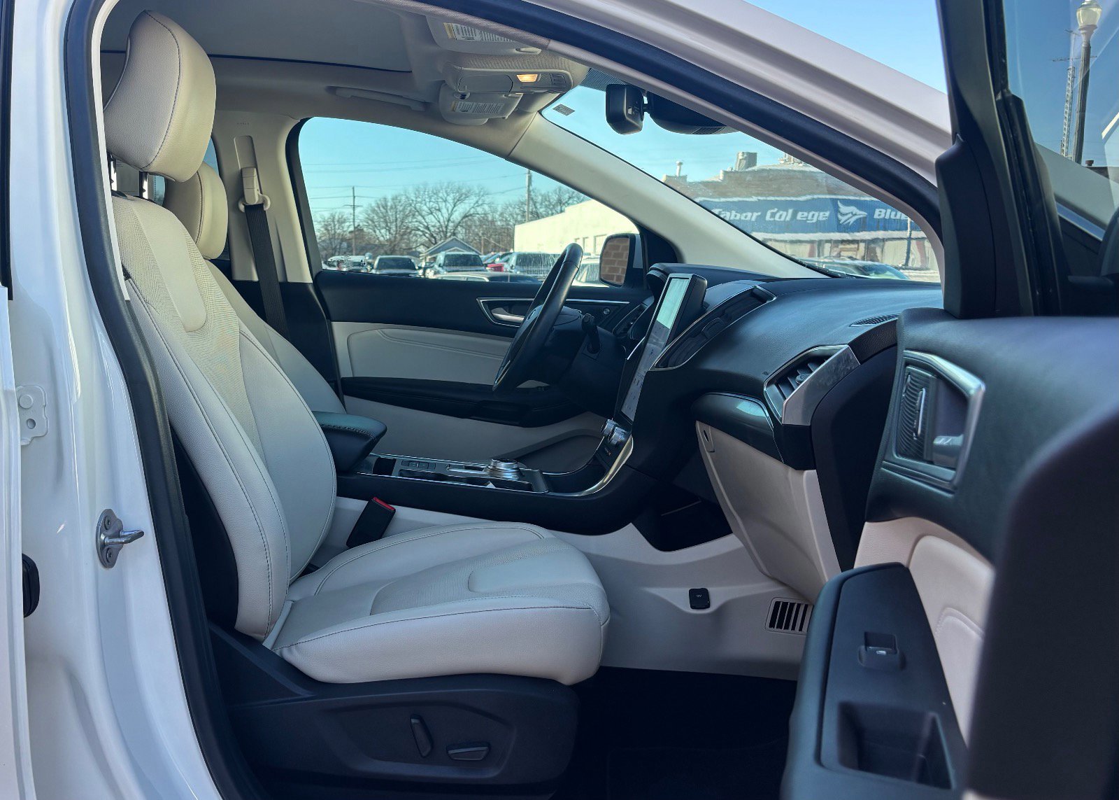 Certified 2022 Ford Edge Titanium w/ Equipment Group 301A image 28