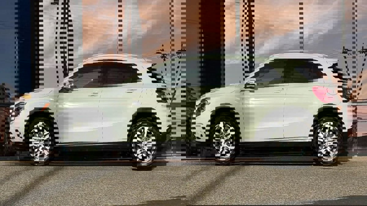 Used 2015 Mercedes-Benz GLA 250 4MATIC image 6