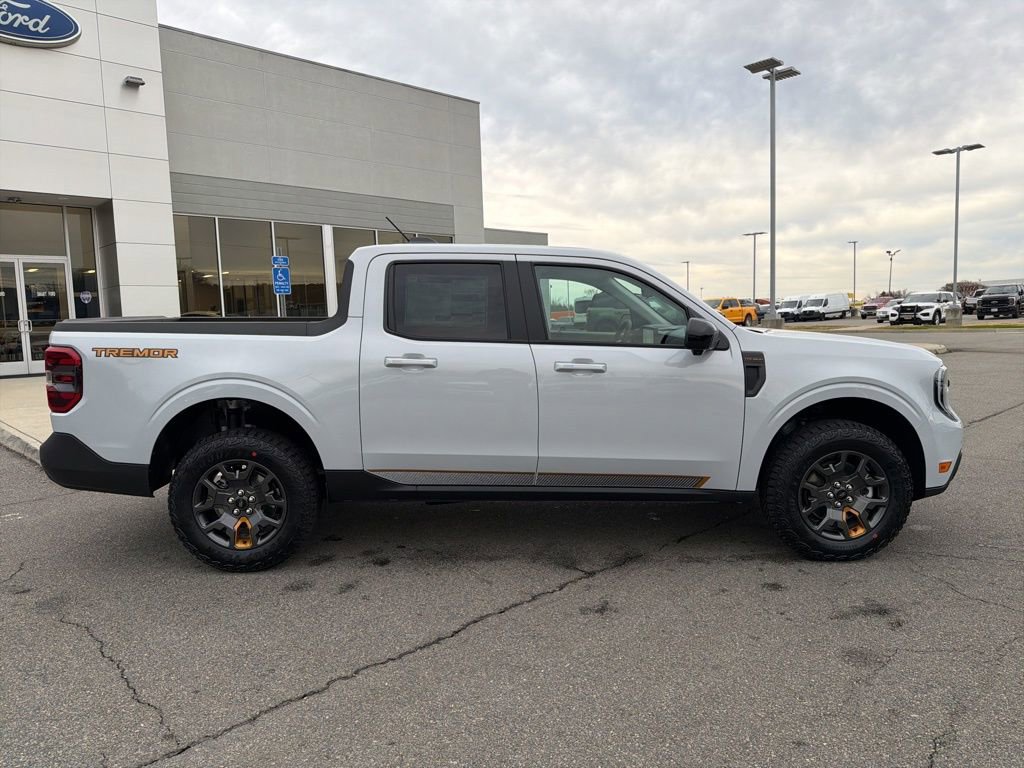 New 2025 Ford Maverick Tremor image 2