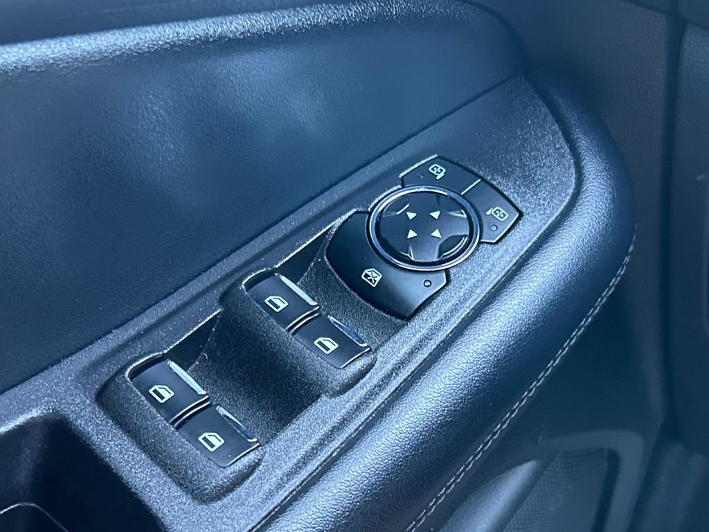 Used 2024 Ford Edge SEL AWD/4WD image 32