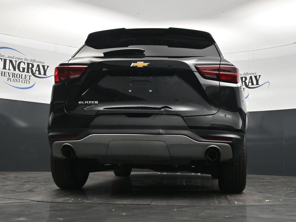 Used 2023 Chevrolet Blazer LT FWD image 31