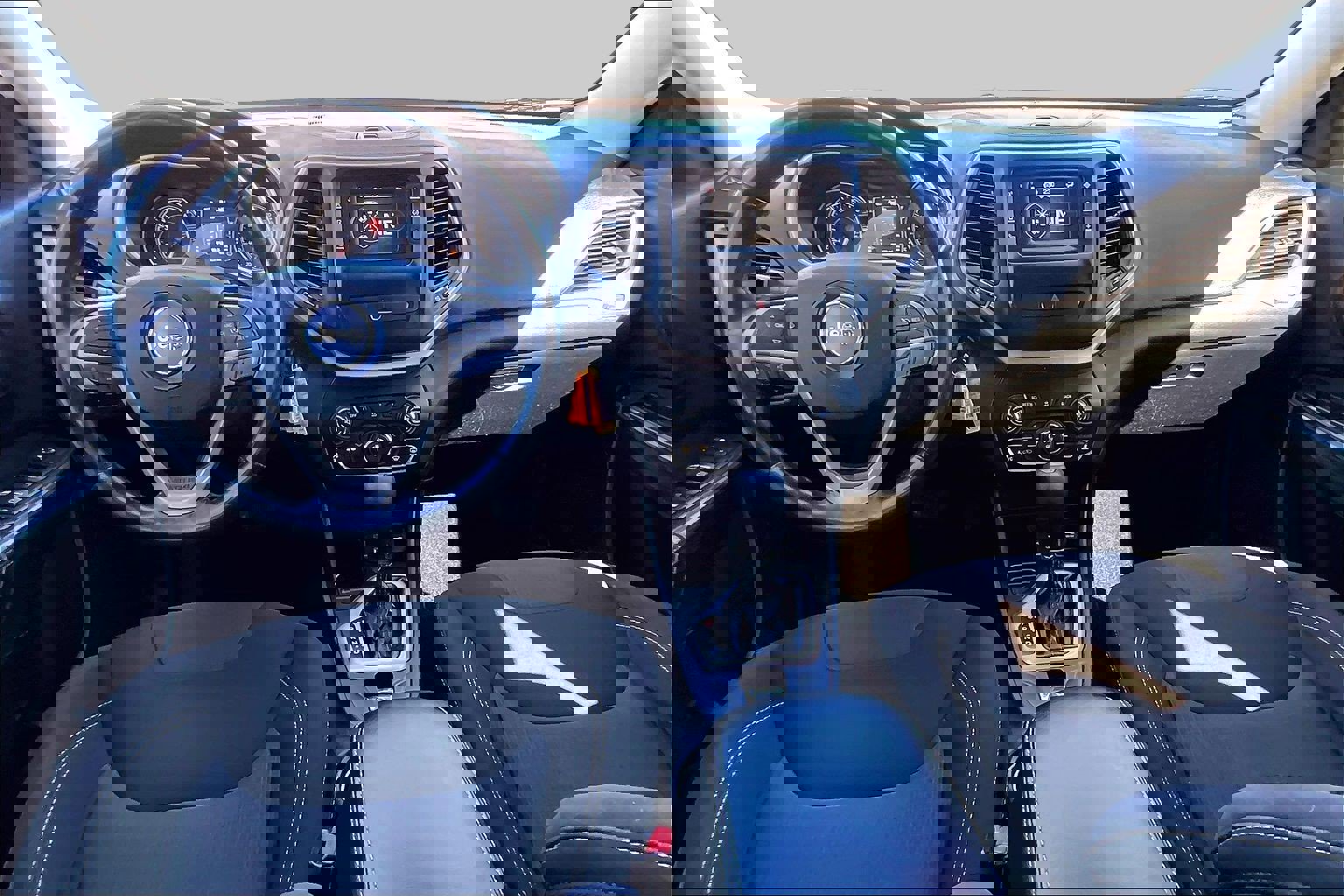 Used 2016 Jeep Cherokee Latitude image 14