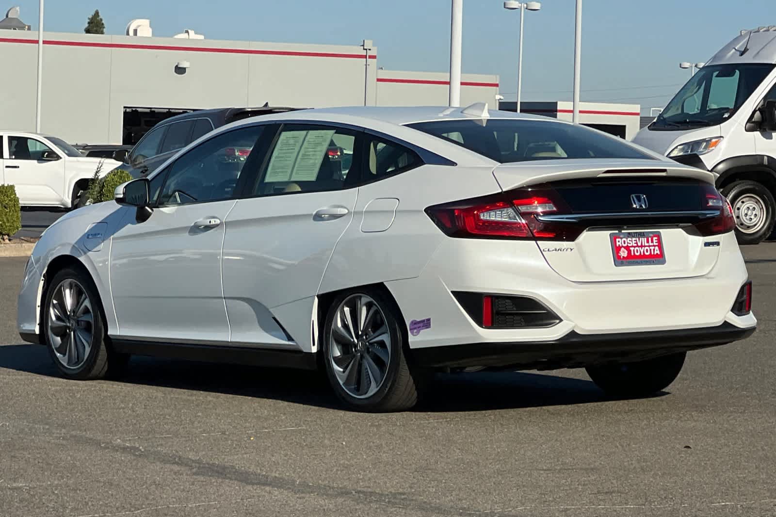 Used 2018 Honda Clarity Plug-In Hybrid image 7