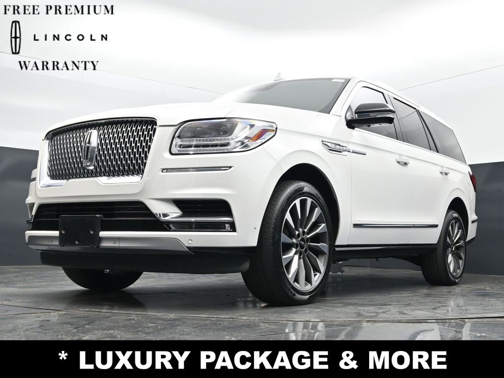 Used 2021 Lincoln Navigator Reserve w/ Luxury Package RWD image 25