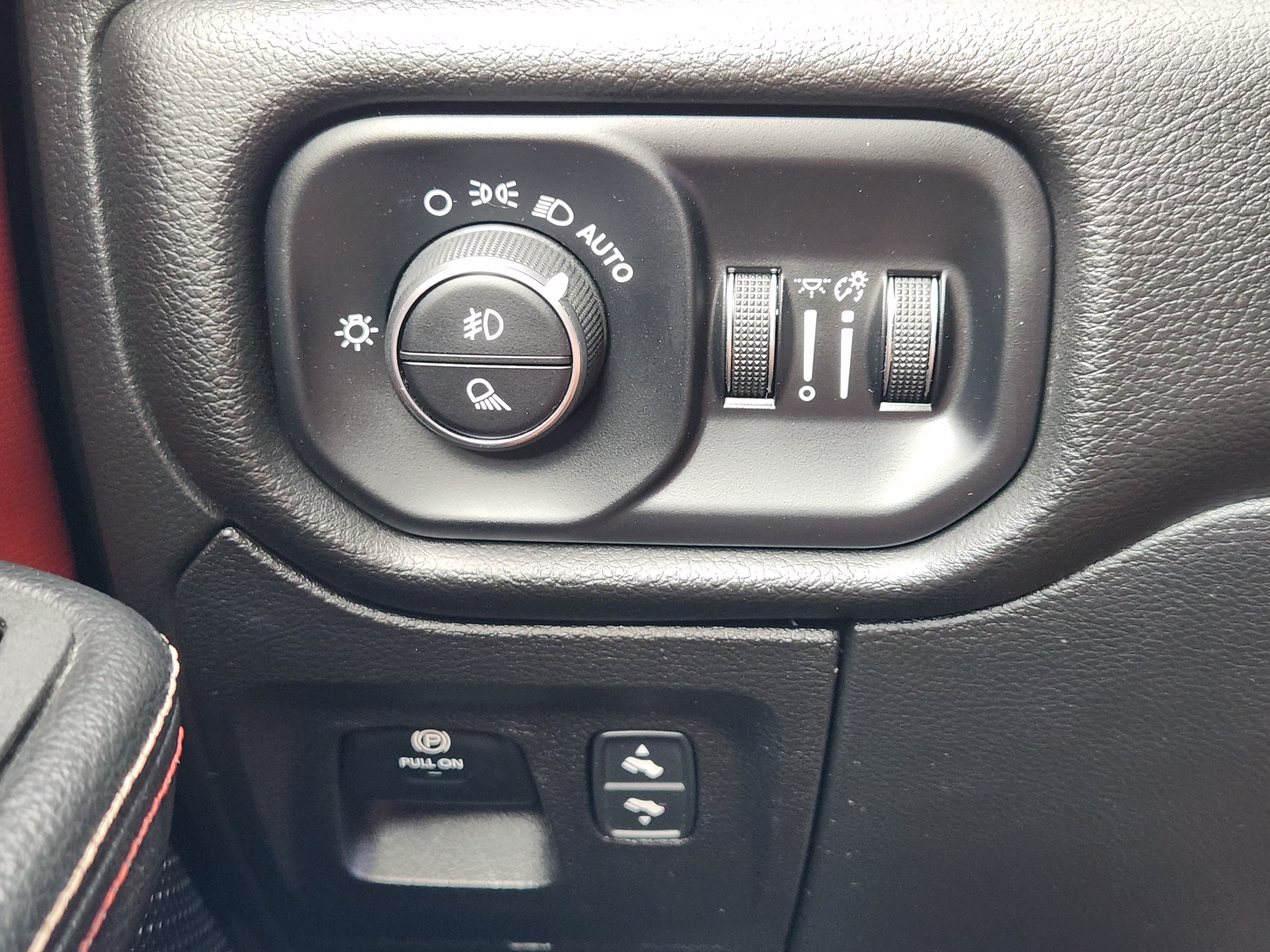Used 2025 RAM 1500 Rebel w/ Rebel Level 1 Equipment Group AWD/4WD image 23